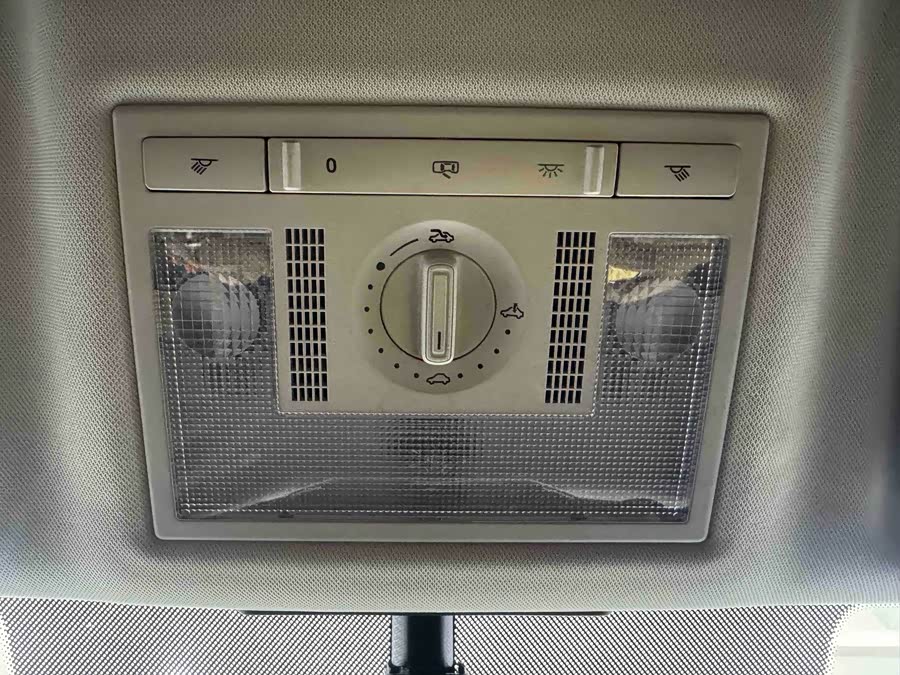 Skoda Kamiq 2021 imagem de carro #15