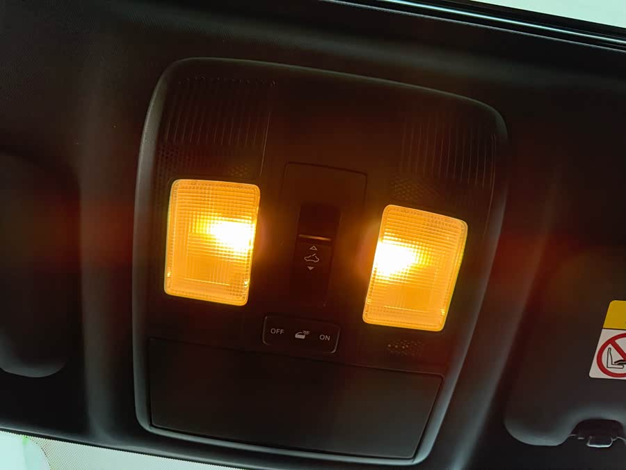 Mazda CX-4 2023 car image #15