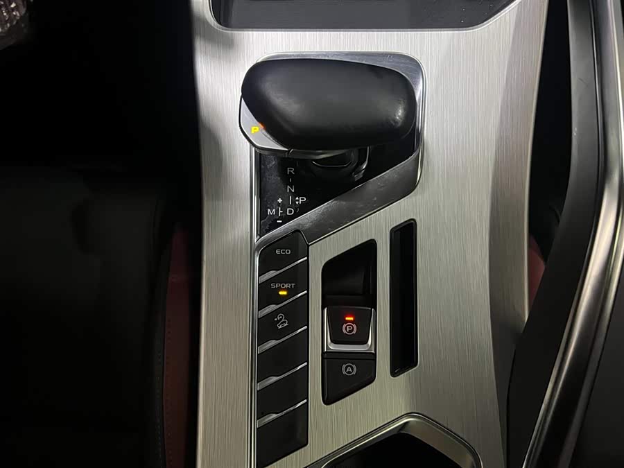 GEELY Coolray 2021 #15 GEELY Coolray 2021 car image #15
