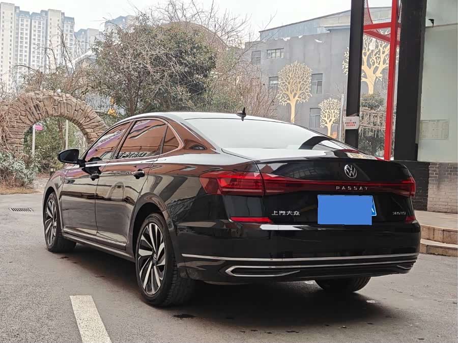 Volkswagen Passat 2024 صورة سيارة #15