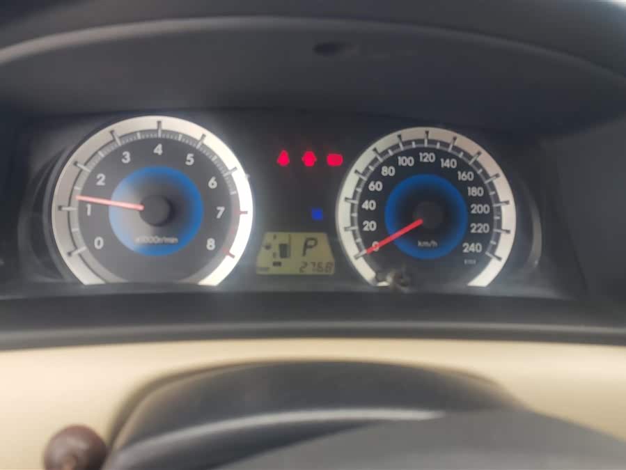 Toyota Corolla (Classic) 2015 car image #15