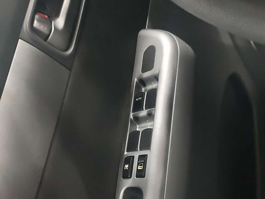 铃木 雨燕 2016 汽车图片 #15