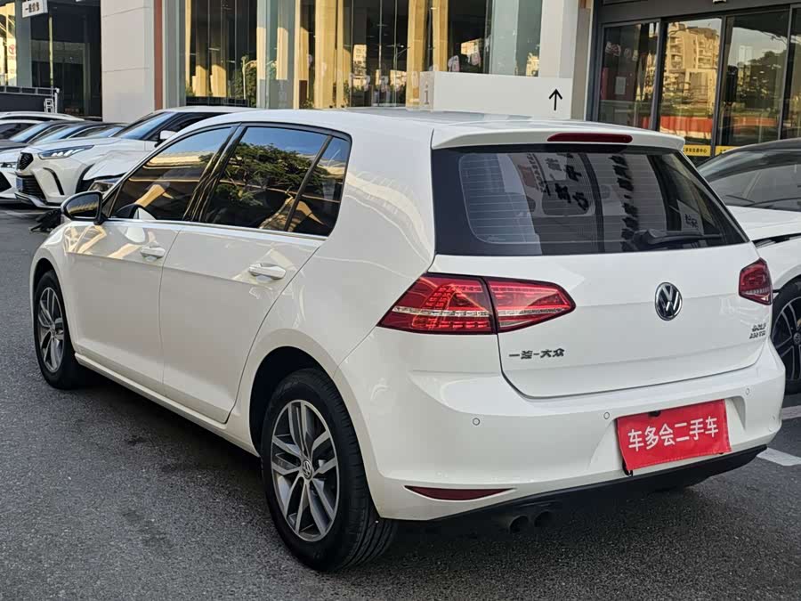Volkswagen Golf 2016 car image #15