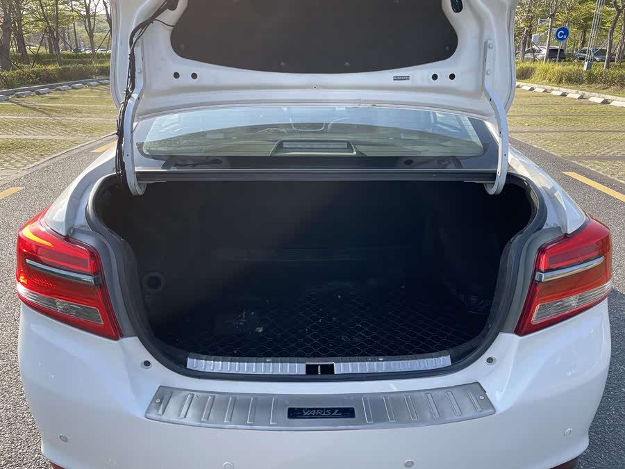 Toyota Yaris L Zhixiang 2018 immagine di auto #15