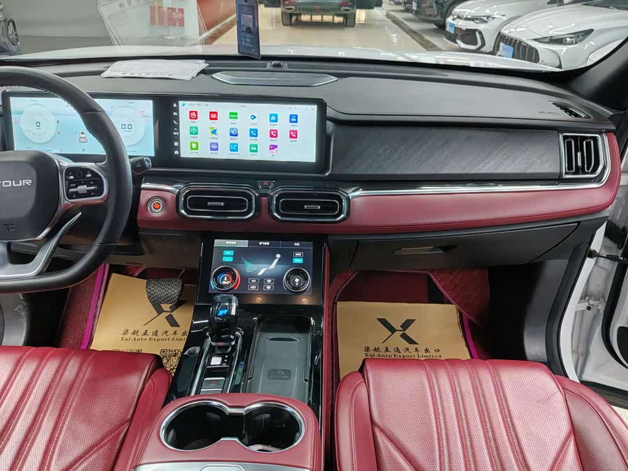 Jetour X70 PLUS 2024 #15 Jetour X70 PLUS 2024 car image #15