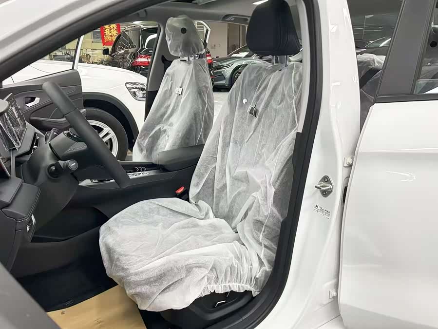 GEELY Binray 2026 car image #15