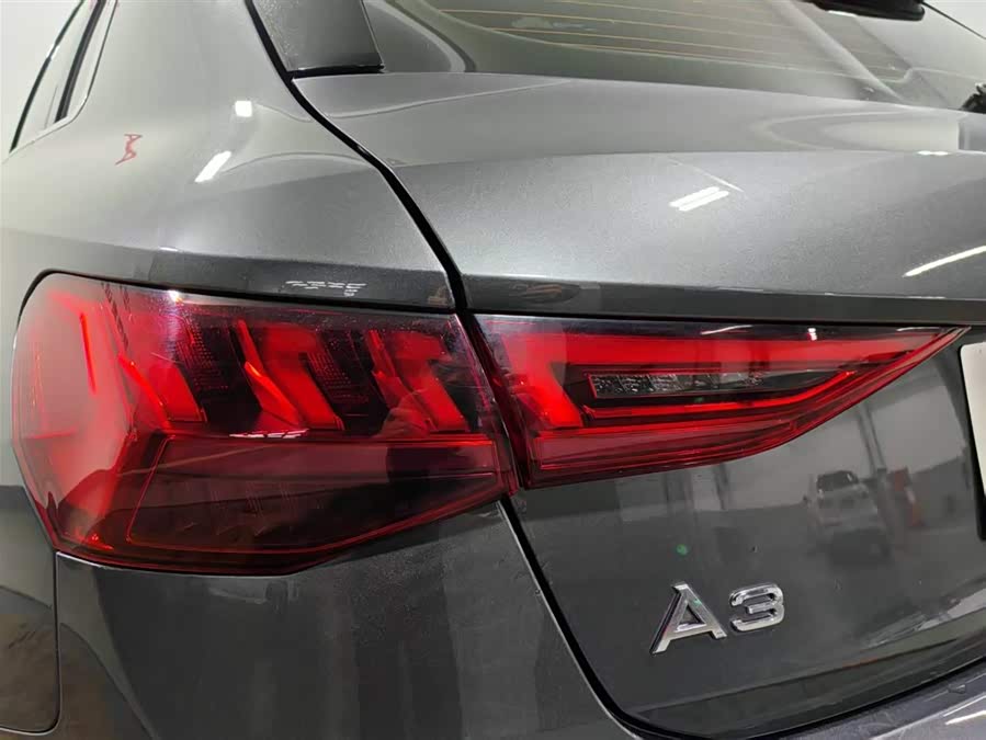 Audi A3 2023 immagine di auto #15