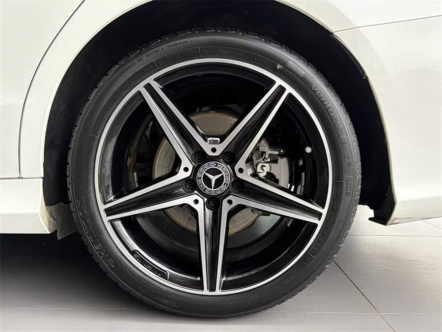 Mercedes-Benz C Class 2020 car image #15