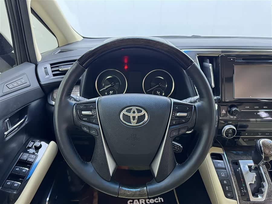 Toyota Alphard 2019 immagine di auto #15