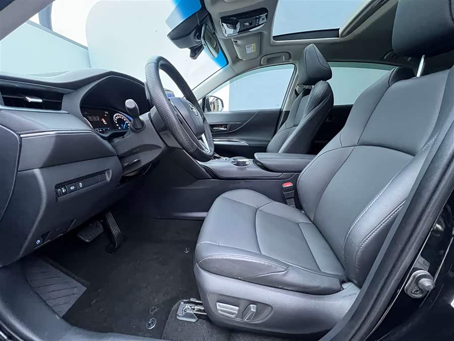 Toyota Venza 2023 car image #15