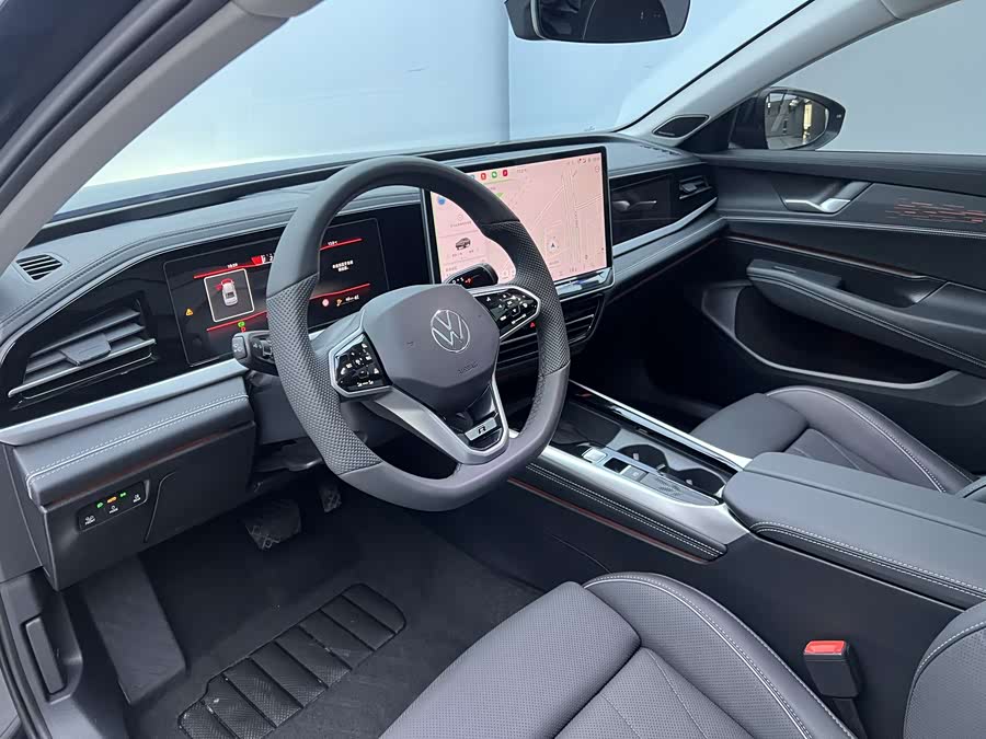Volkswagen Passat 2025 car image #15