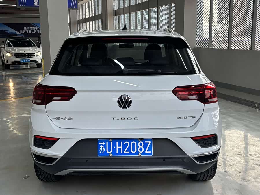 Volkswagen T-Roc 2021 car image #15