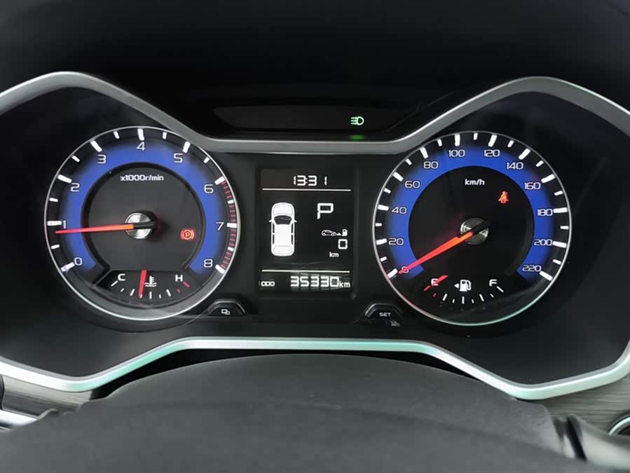 GEELY Vision X3 2019 изображение автомобиля #15