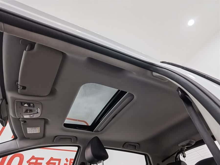 GEELY Vision X3 2022 изображение автомобиля #15