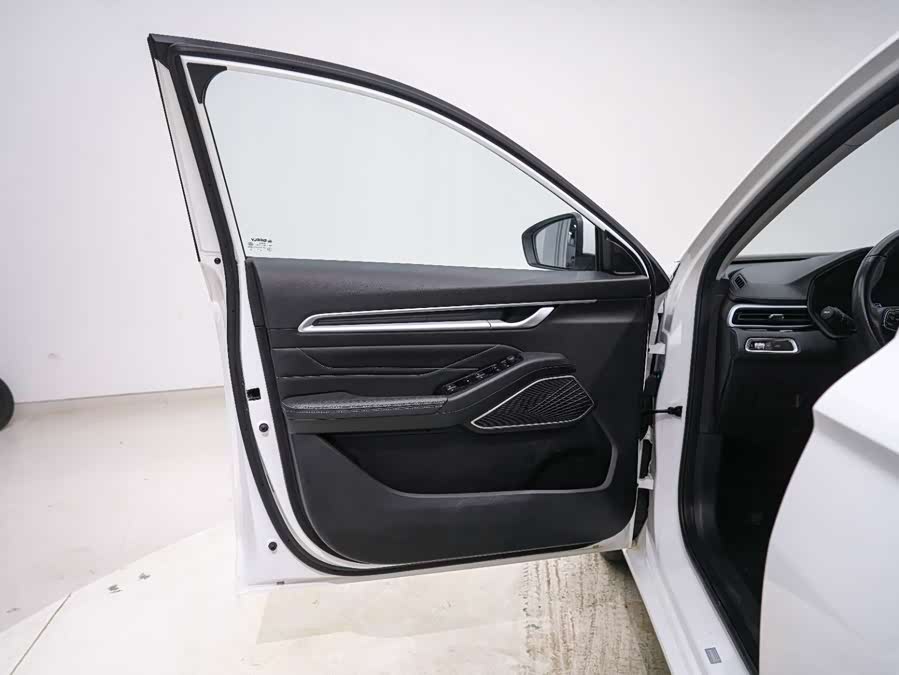 GEELY Emgrand 2021 car image #15