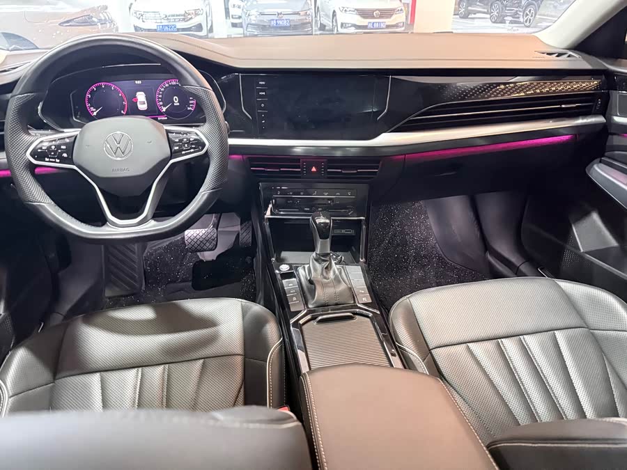 Volkswagen Passat 2022 صورة سيارة #15