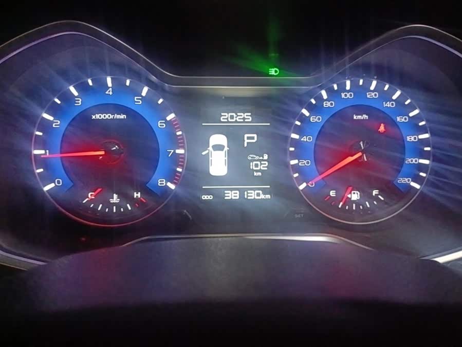 GEELY Vision X3 2018 изображение автомобиля #15