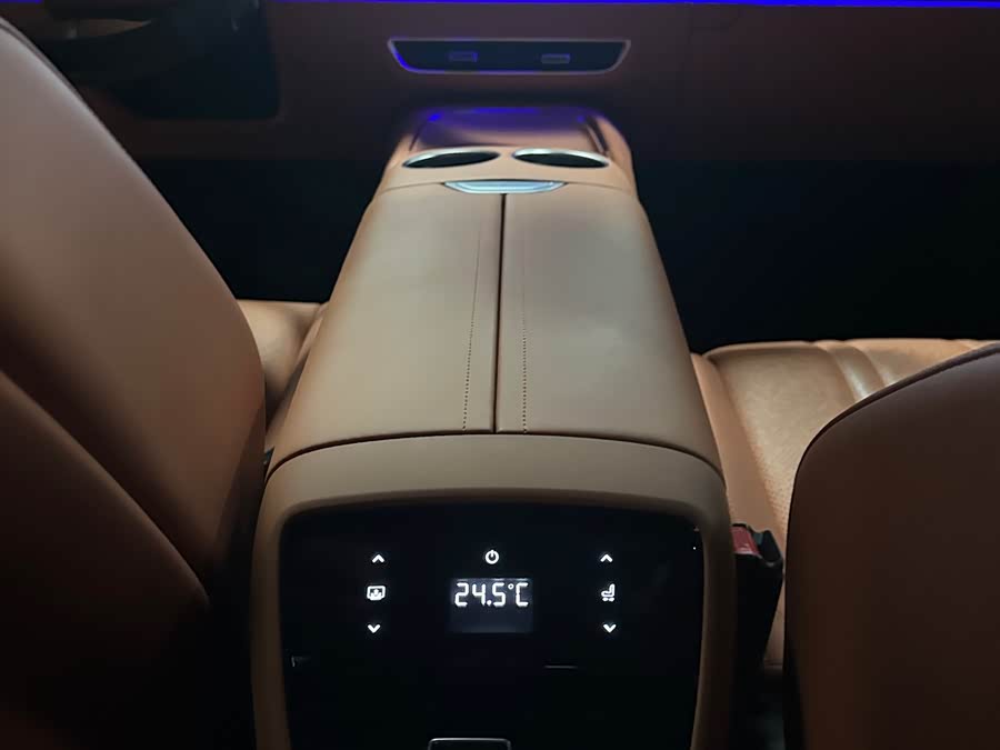 Deepal S07 2024 imagen de coche #15