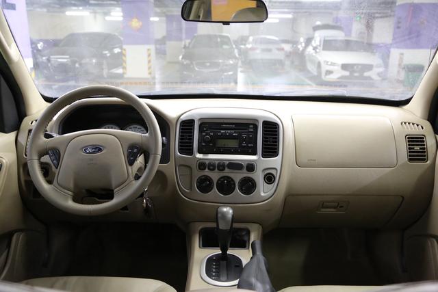 Ford Escape (Imported) 2006 car image #15