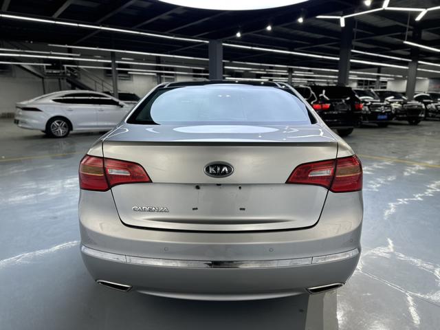 Kia Cadenza 2013 car image #15