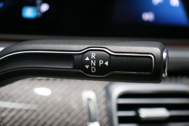 Mercedes-Benz GLS AMG 2024 car image #15