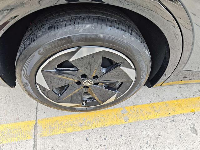 Volkswagen ID.UNYX 06 2025 image de voiture #15