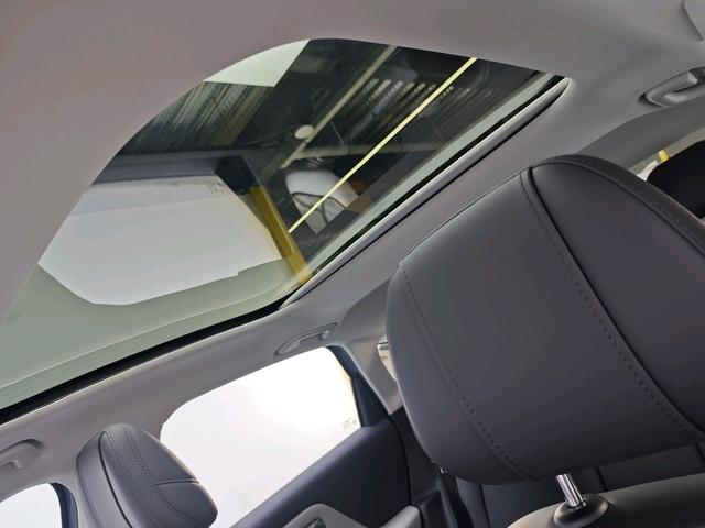 零跑汽车 零跑B01 2025 汽车图片 #15