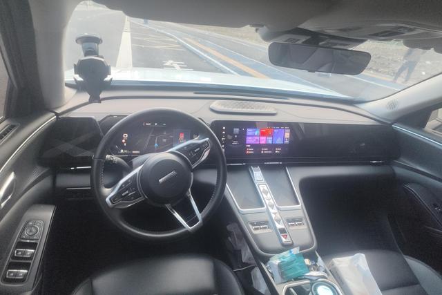 Haval Fierce Dragon MAX 2023 #15 Haval Fierce Dragon MAX 2023 car image #15