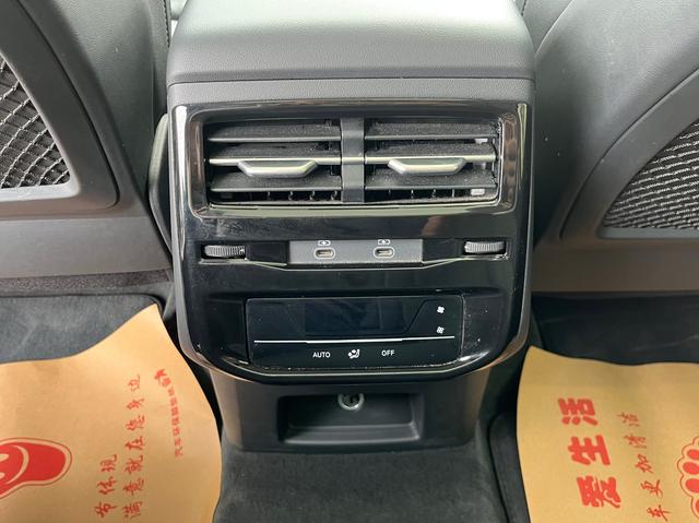 Audi Q6 2023 изображение автомобиля #15