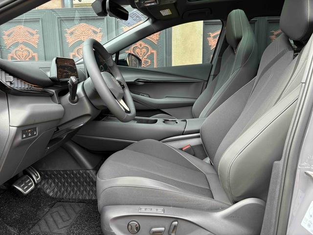 Volkswagen ID.UNYX 06 2025 car image #15