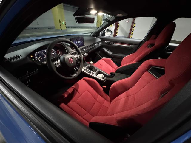 Honda Civic (Imported) 2025 car image #15