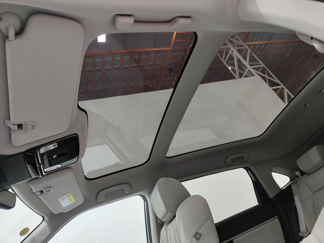 Honda P7 2025 car image #15