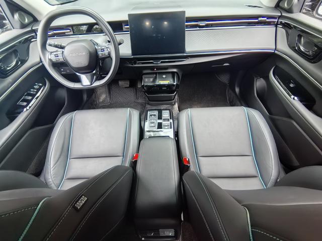 Honda e:NP2 2024 #15 Honda e:NP2 2024 car image #15