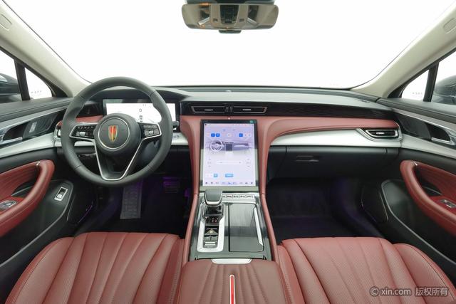 HongQi H5 PHEV 2025 #15 HongQi H5 PHEV 2025 car image #15