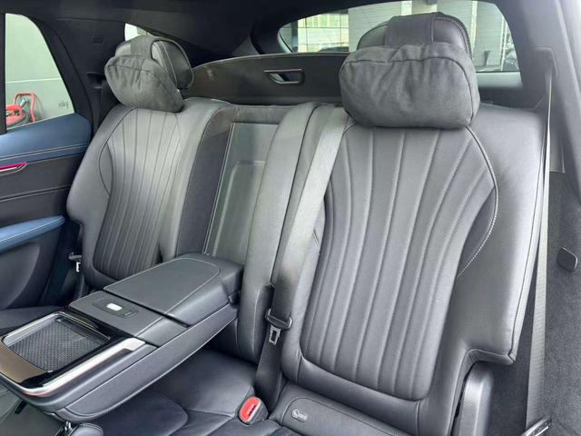 Mercedes-Benz EQS SUV 2023 car image #15