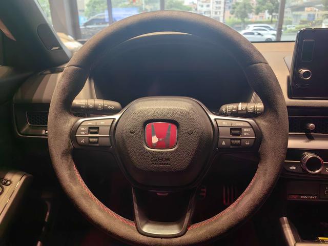 Honda Civic (Imported) 2025 car image #15