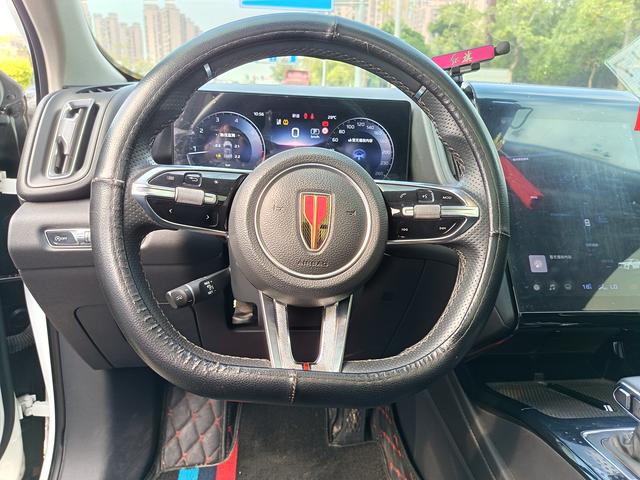 HongQi HS3 2023 immagine di auto #15