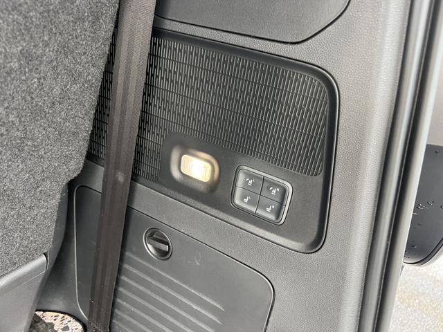 HongQi HQ9 2023 car image #15