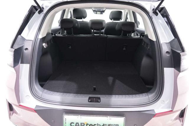 BYD Sea Lion 05 EV 2025 #15 BYD Sea Lion 05 EV 2025 car image #15