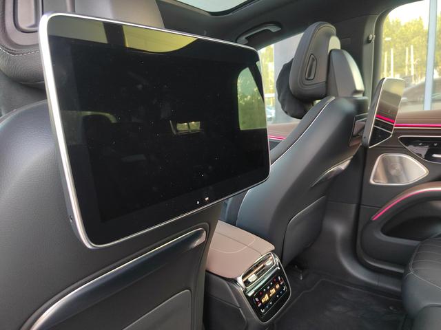 Mercedes-Benz EQS SUV 2025 #15 Mercedes-Benz EQS SUV 2025 car image #15