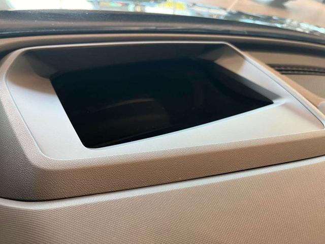 Audi Q5 e-tron 2023 immagine di auto #15