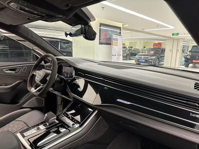 Audi RS Q8 2021 #15 Audi RS Q8 2021 car image #15