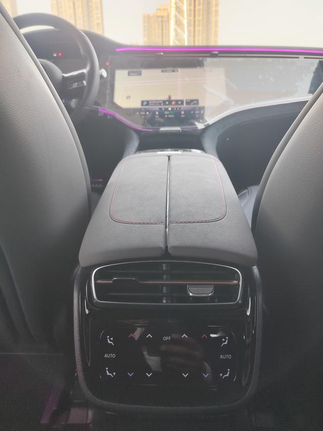 Mercedes-Benz EQS AMG 2022 imagen de coche #15