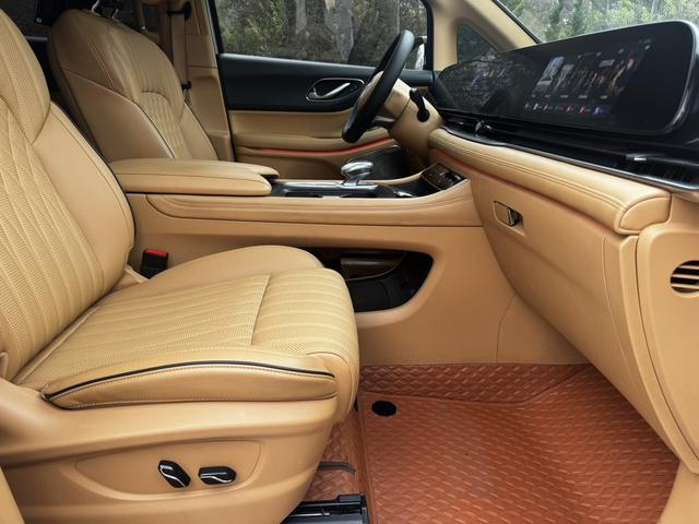 岚图汽车 岚图梦想家 2022 汽车图片 #15