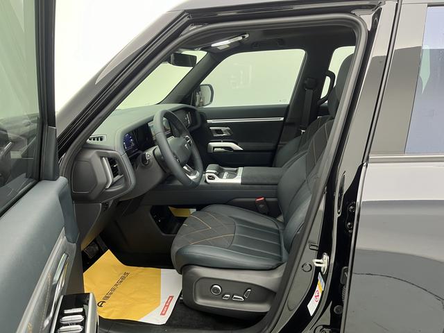 Deepal G318 2025 car image #15