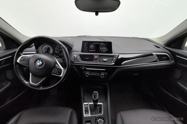 BMW 1 Series 2019 car image #15