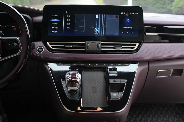 HongQi HQ9 2023 صورة سيارة #15