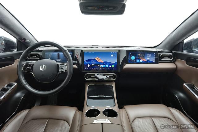 零跑汽车 零跑C01 2022 汽车图片 #15