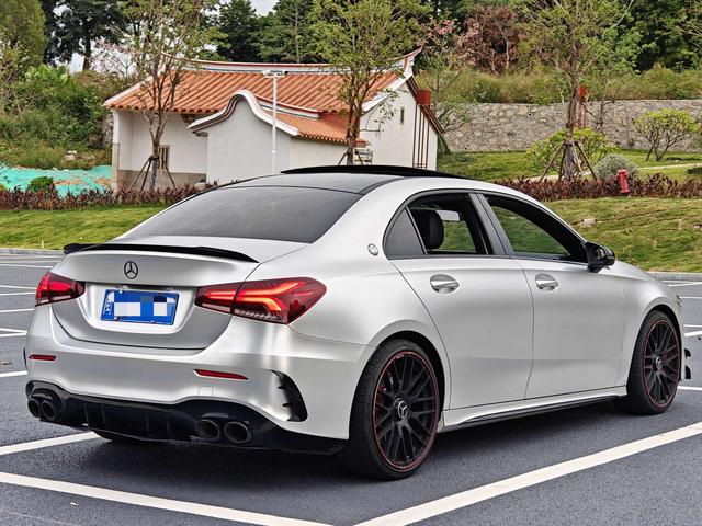 Mercedes-Benz A AMG 2022 image de voiture #15