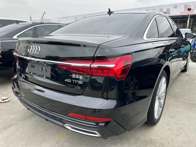 Audi A6L e-tron 2022 #15 Audi A6L e-tron 2022 صورة سيارة #15